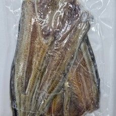 B10…냉동 반건조 메기 450g…ปลาดุกแดดเดียว 450g